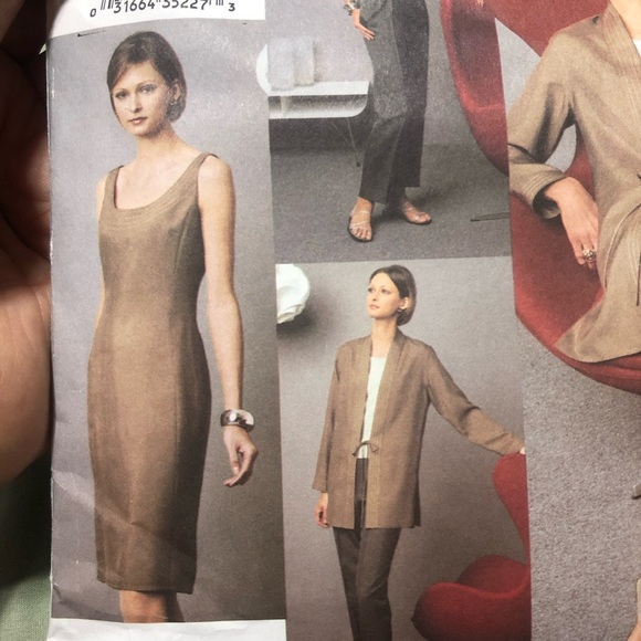 Vintage vogue 2686 , sizes 12-16- Tom and Linda Platt - dress, to, pants, jacket - Picture 6 of 10